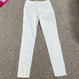 White jeggings
